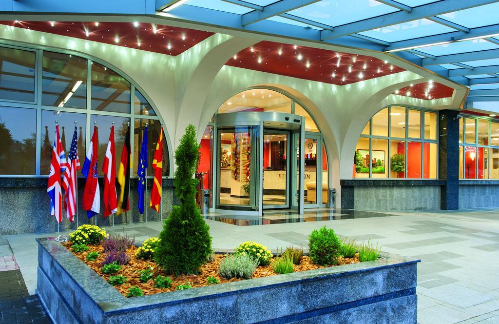 Tcc Grand Plaza Hotel Σκόπια Εξωτερικό φωτογραφία