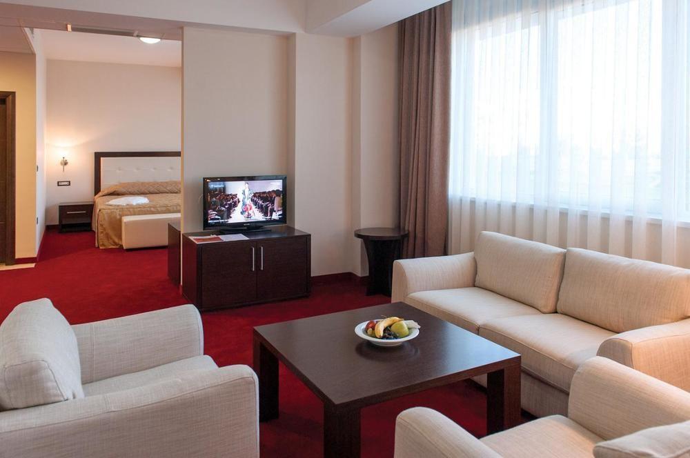Tcc Grand Plaza Hotel Σκόπια Εξωτερικό φωτογραφία