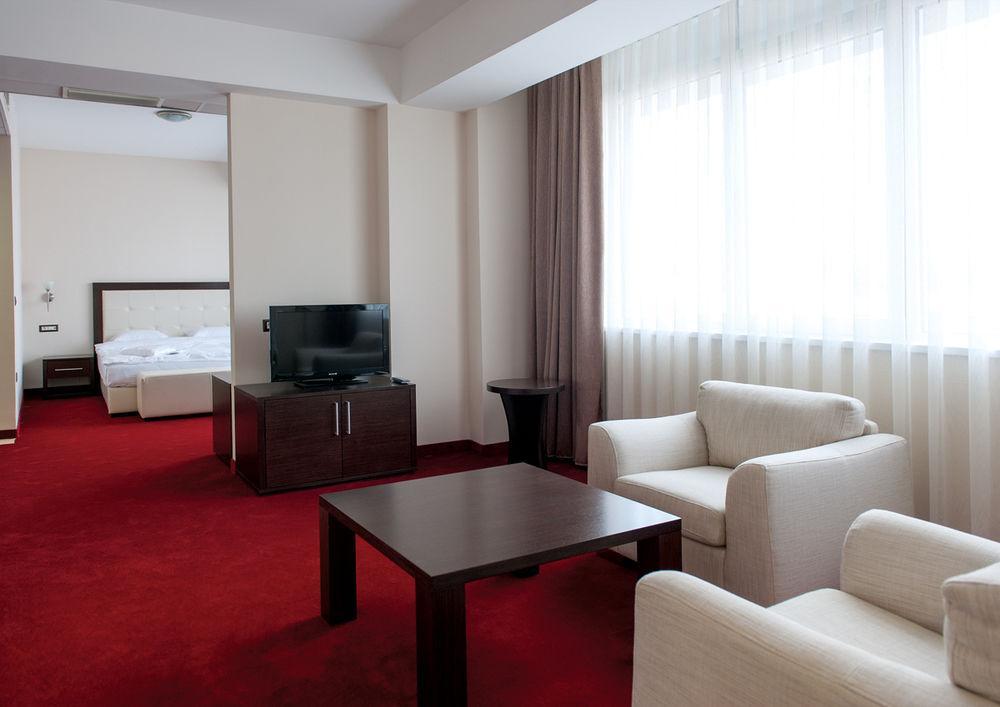 Tcc Grand Plaza Hotel Σκόπια Εξωτερικό φωτογραφία