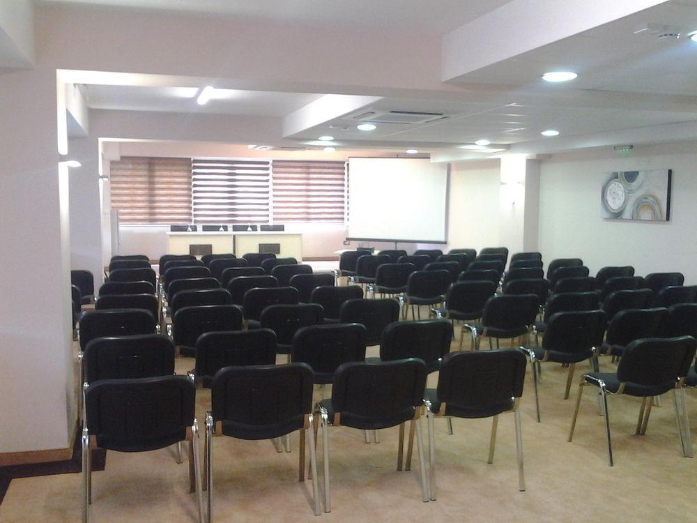 Tcc Grand Plaza Hotel Σκόπια Εξωτερικό φωτογραφία