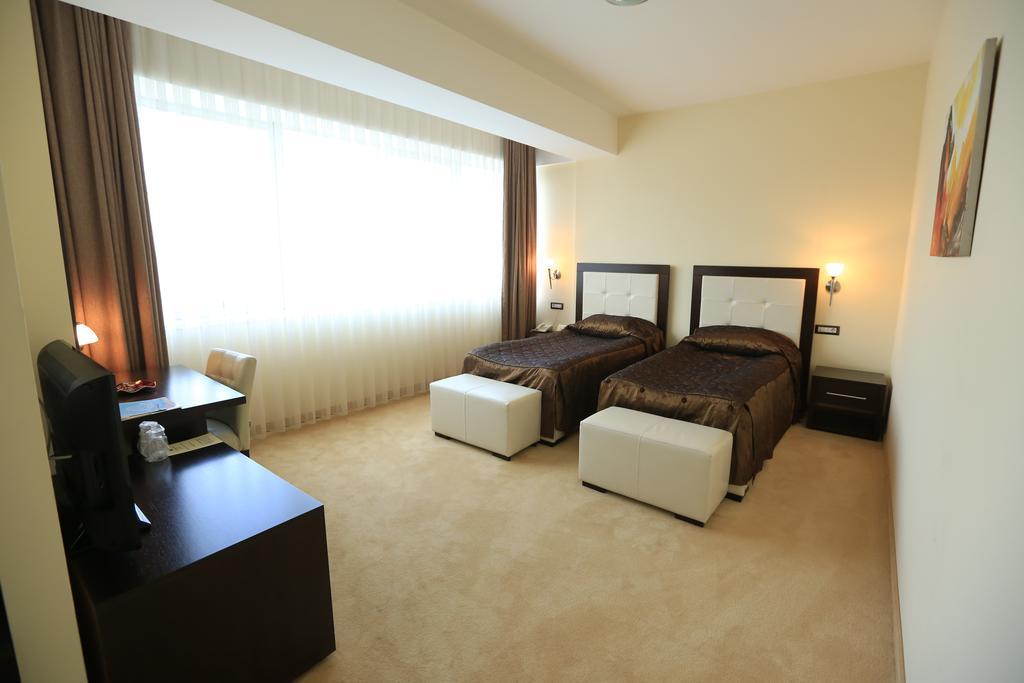 Tcc Grand Plaza Hotel Σκόπια Εξωτερικό φωτογραφία