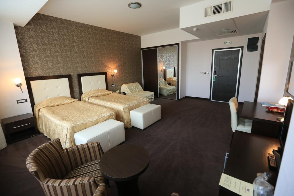 Tcc Grand Plaza Hotel Σκόπια Εξωτερικό φωτογραφία